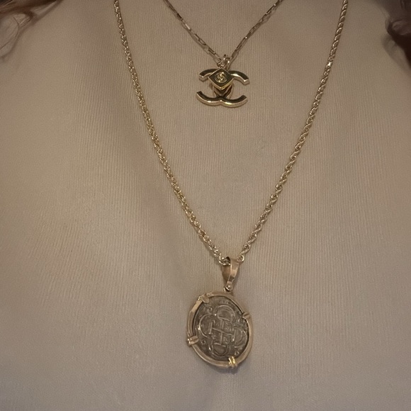 Authentic CHANEL CC Holiday Double Charm Pendant Bag charm Necklace Charm - Picture 14 of 16